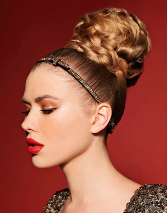 Коктейльные прически на длинные волосы