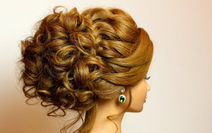 Причёски на выпускной на длинные волосы