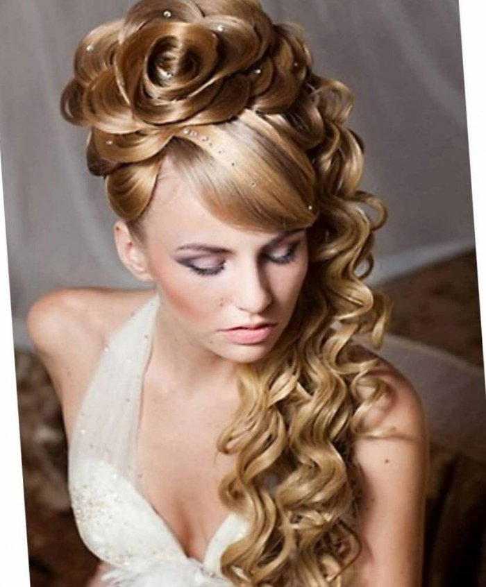 Вечерние прически на выпускной бал