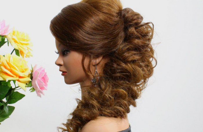 Высокие прически на средние волосы