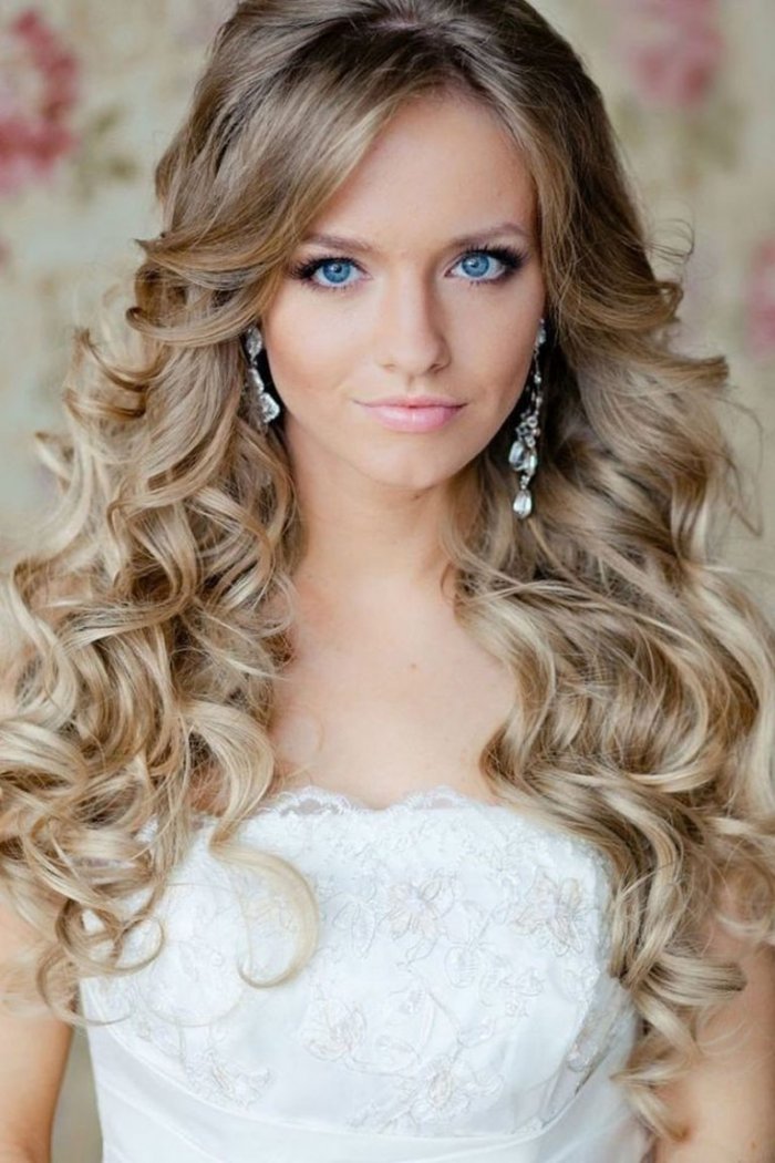 Торжественные прически на длинные волосы