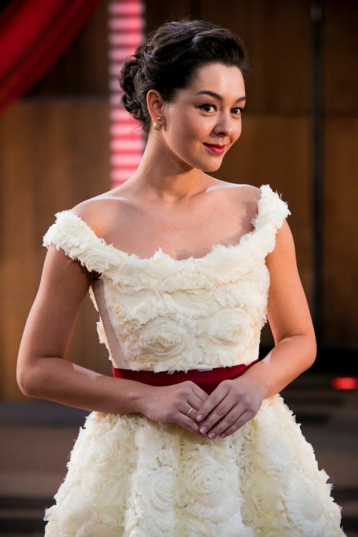 Мари́на Леони́довна Кра́вец