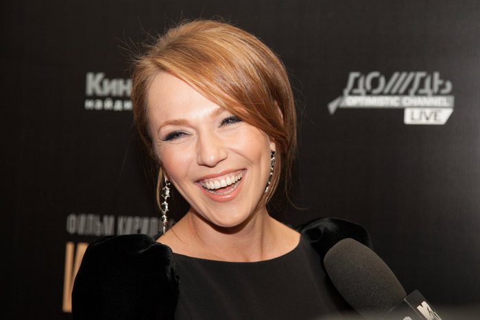 Альбина Джанабаева 2002