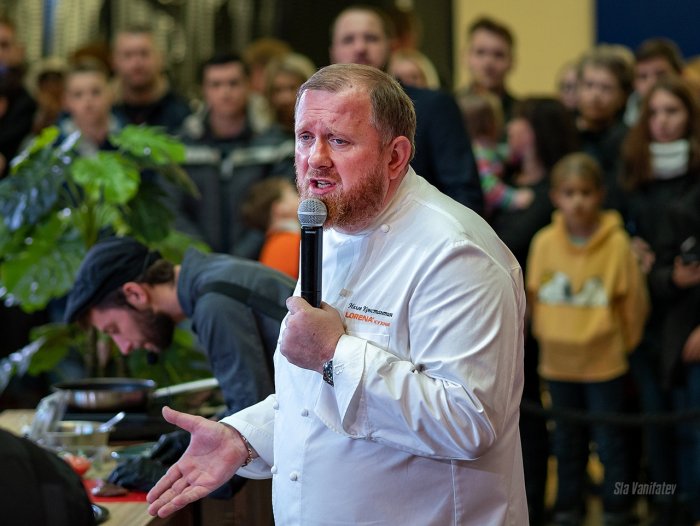 Константин Ивлев ругается