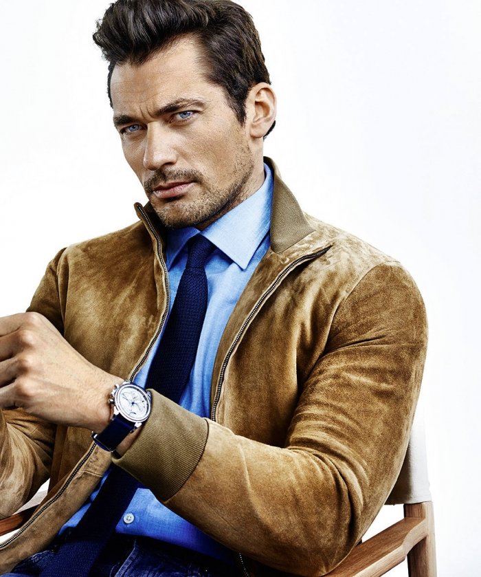 Дэвид Ганди анфас