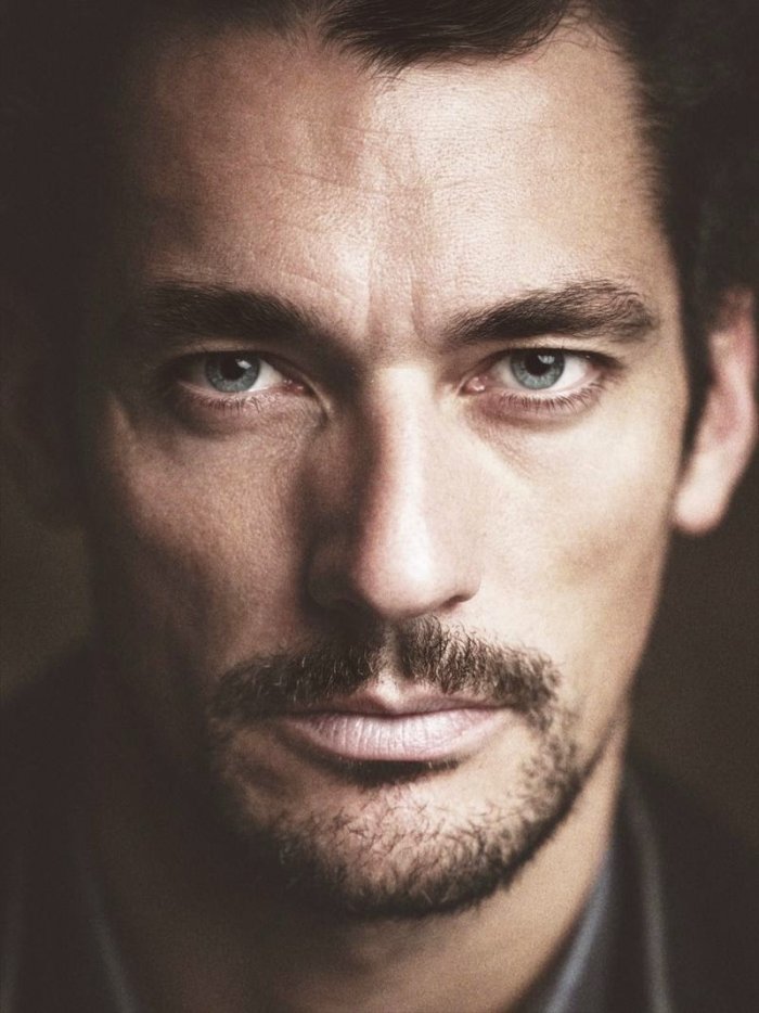 Манекенщик Дэвид Ганди