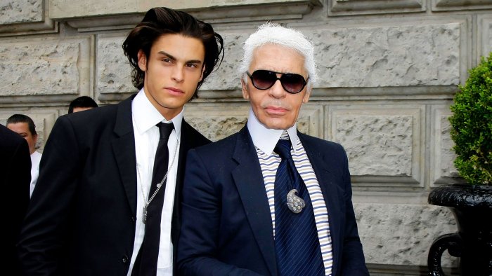 Французская модель Батист