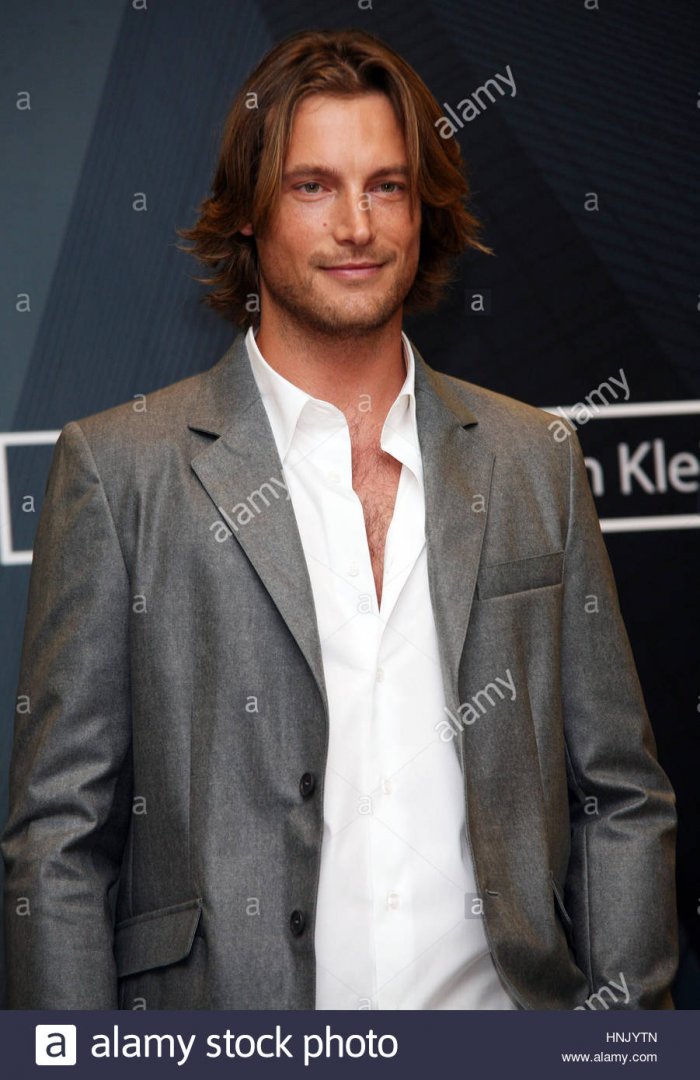 Модель Габриэль Обри