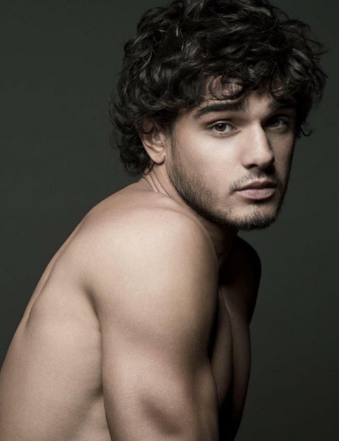 Модель Марлон Тейксейра