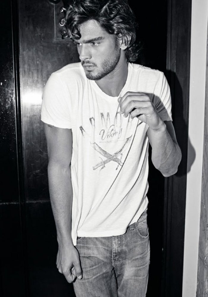 Марлон Тейксейра фото