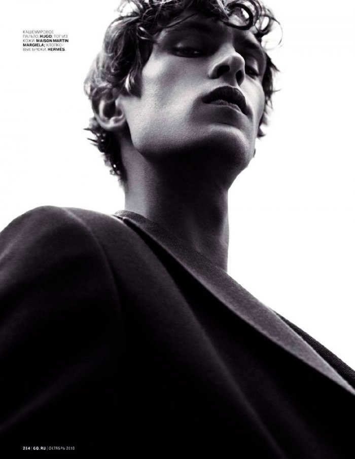 Матиас Лауридсен смеяться