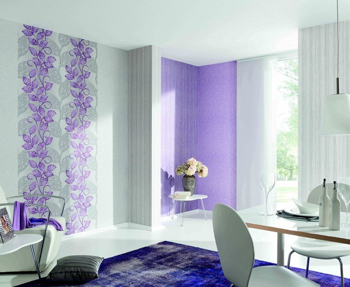 Оклеить комнату разными обоями
