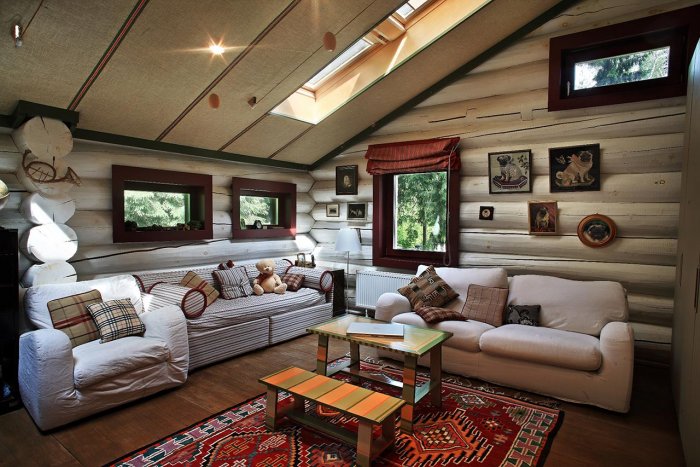Красивый интерьер дачного домика