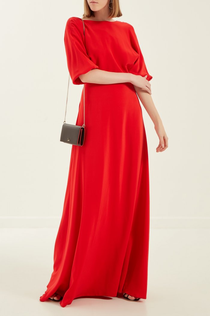 Красное платье макси