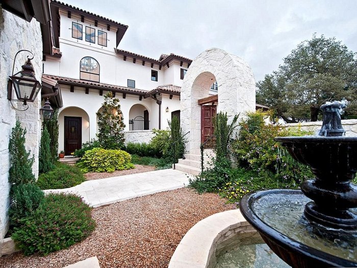 Средиземноморский сад в Подмосковье