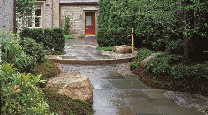 Колониальный стиль в ландшафтном стиле