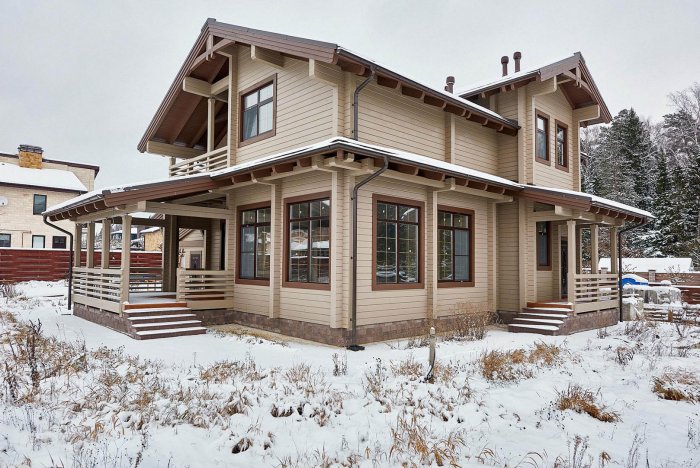 Дом из клееного бруса проект м318