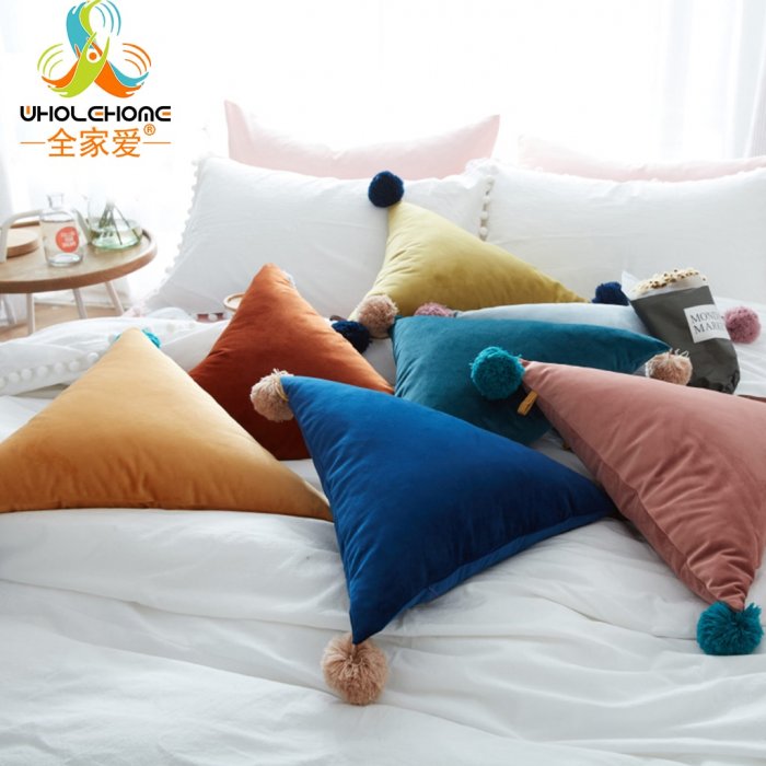 Диванные подушки