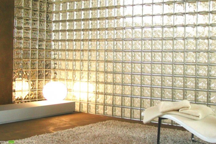 Перегородка из стеклоблоков