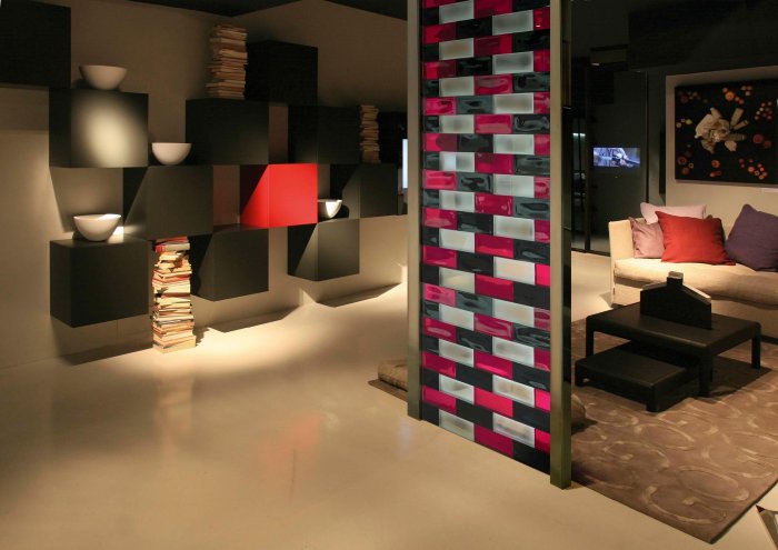 Перегородка из стеклянных кирпичей