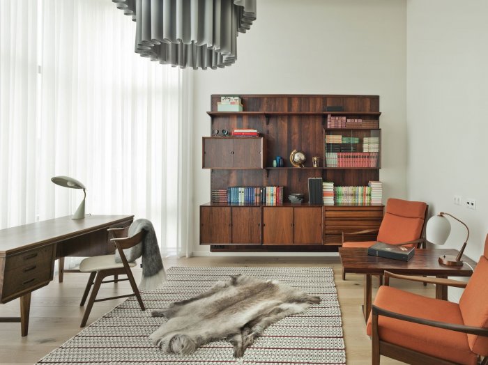 МИД сенчури Модерн СССР