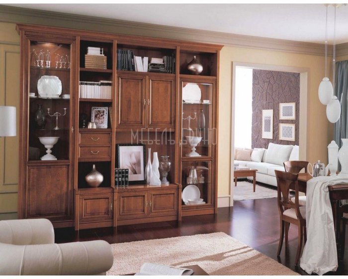 Итальянская стенка для гостиной в классическом стиле