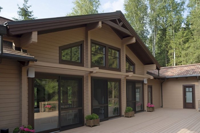 Фасады домов из клееного бруса