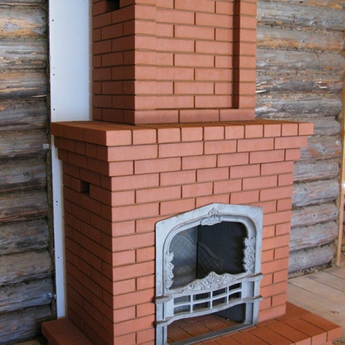 Печь-камин из кирпича