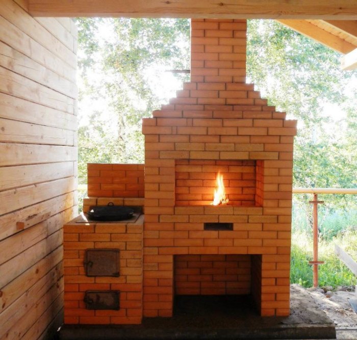 Кирпичный мангал