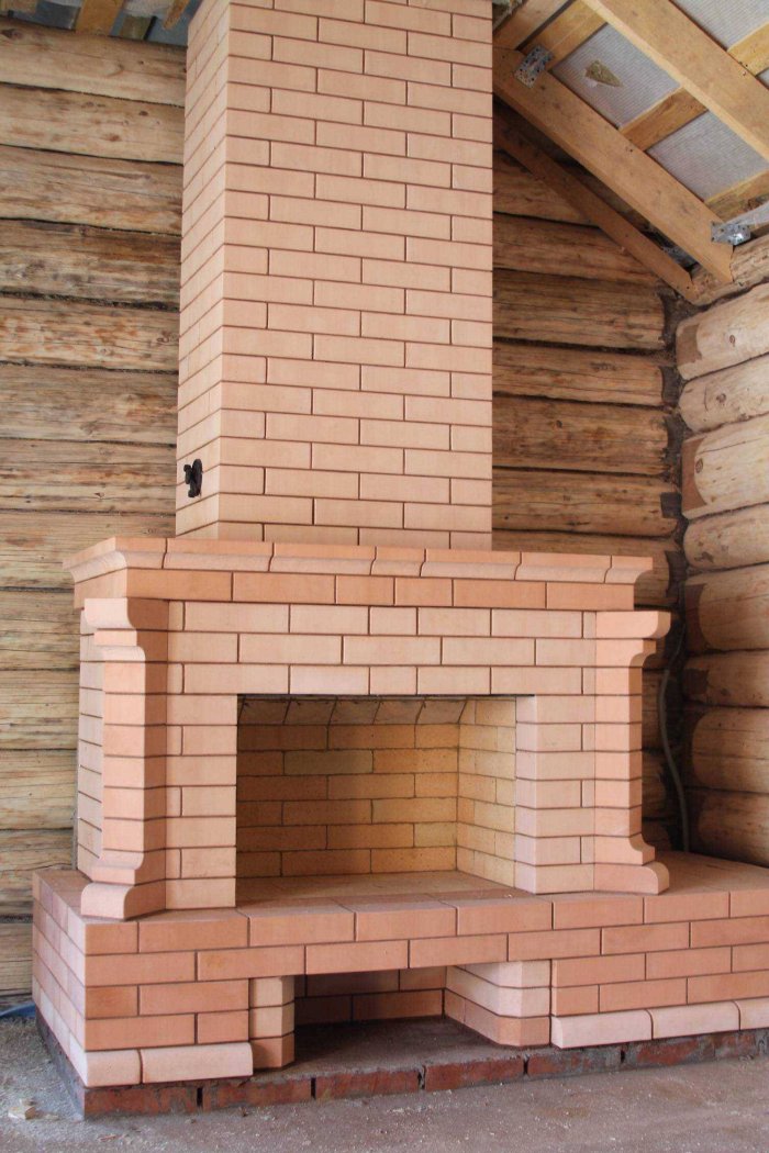 Кирпичный камень