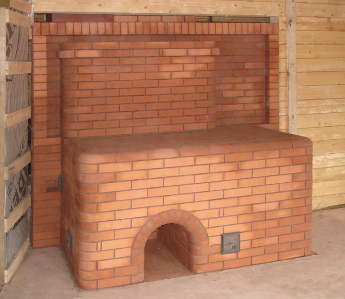 Кирпичная варочная печь шведка