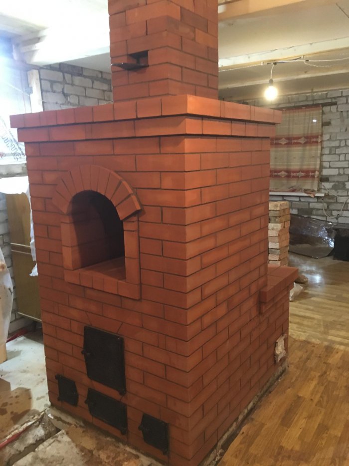 Кирпичная печь шведка с лежанкой