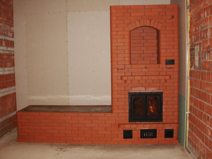 Печь шведка с лежанкой и варочной