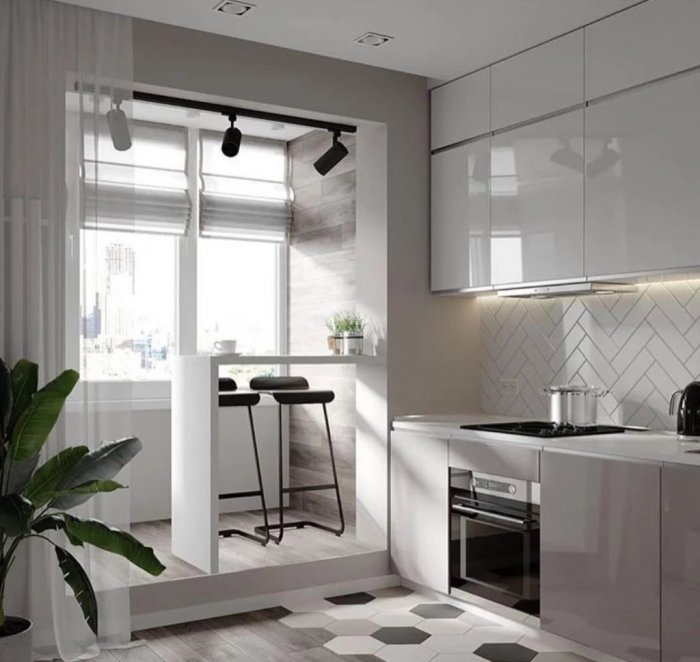 Планировка кухни с балконной дверью