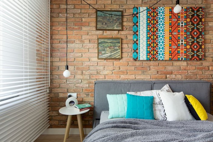 Красочный интерьер в скандинавском стиле