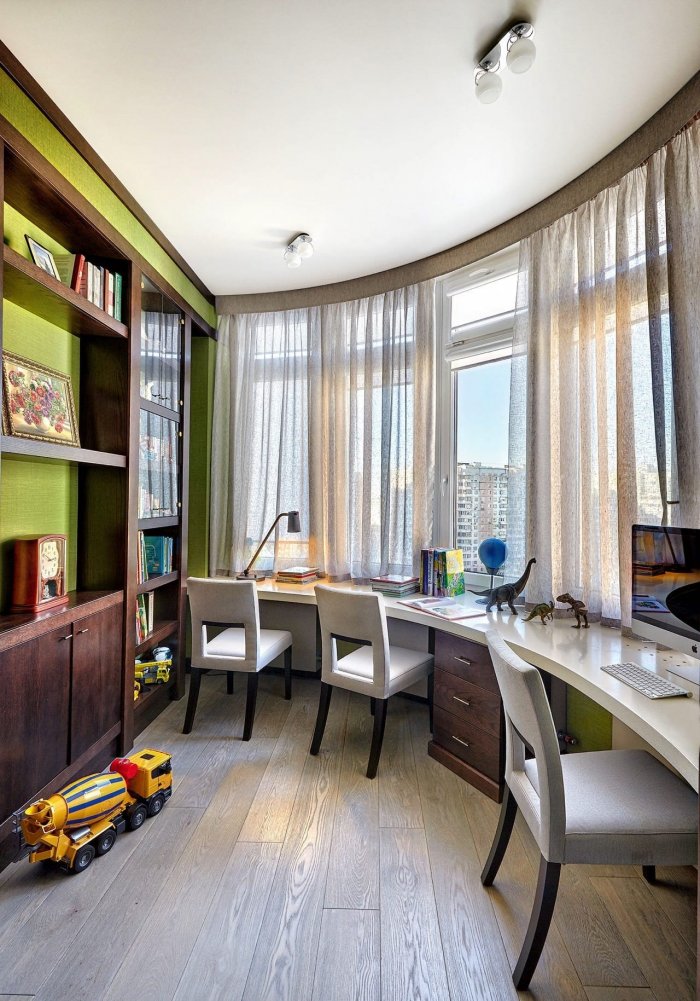 Угловой письменный стол для двоих