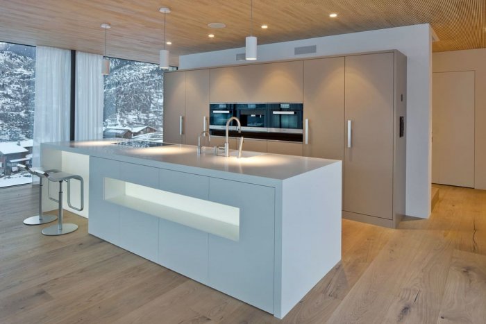 Кухни в минималистическом стиле с островом