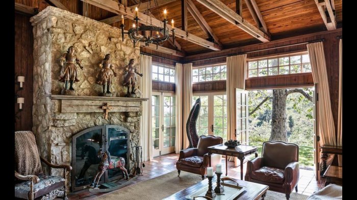 Замковый стиль в интерьере