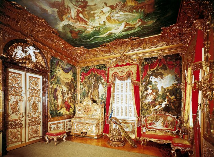 Замок Линдерхоф интерьеры