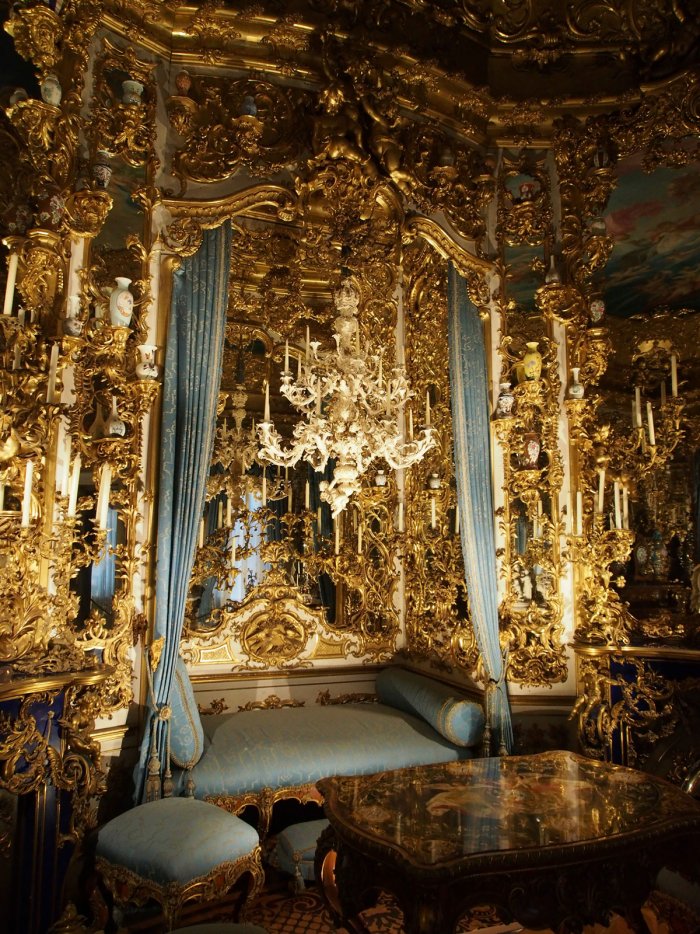 Линдерхоф замок зеркальный зал