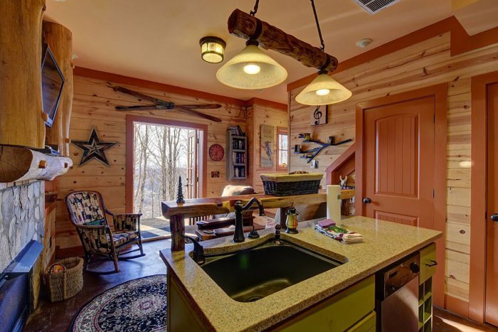 Маленький уютный загородный домик