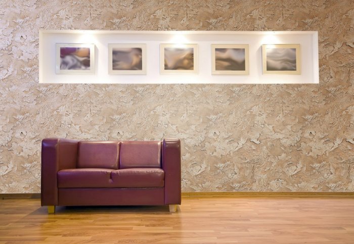 Фактурная декоративная штукатурка в интерьере