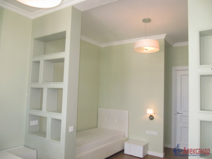 Гипсокартонная перегородка с нишами