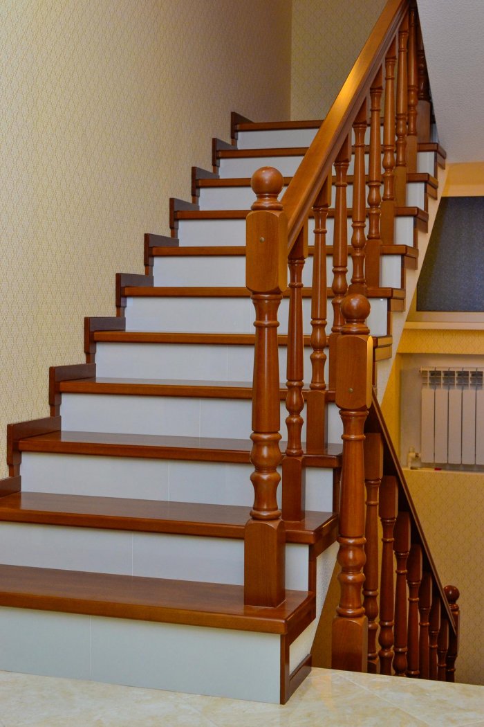 Отделка лестницы