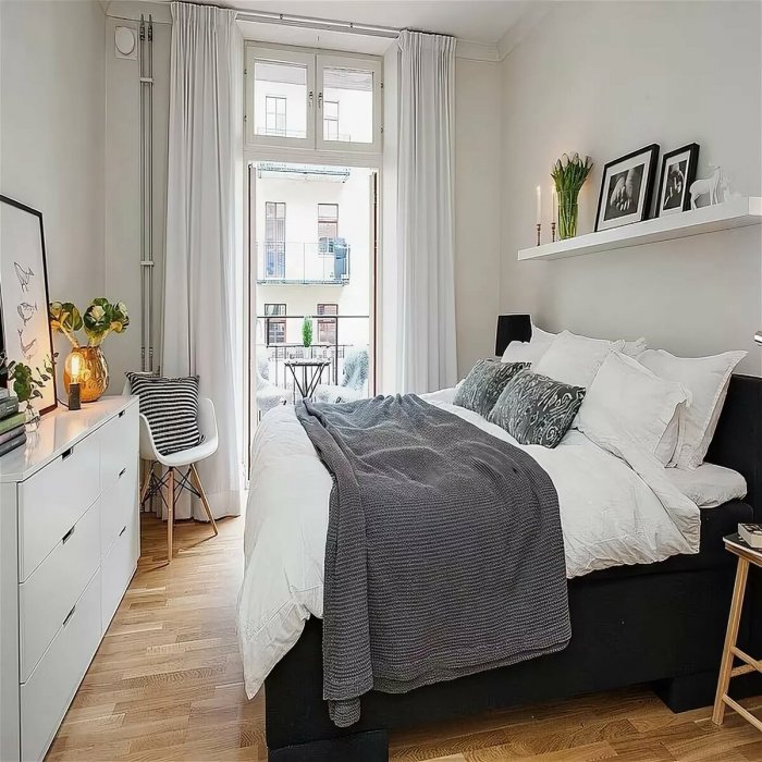 Спальня в серых тонах в скандинавском стиле