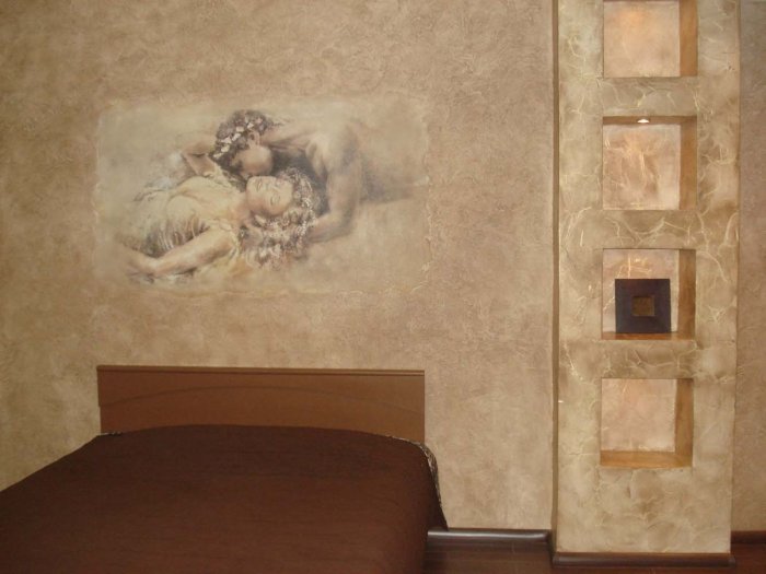 Бежевая декоративная штукатурка в интерьере