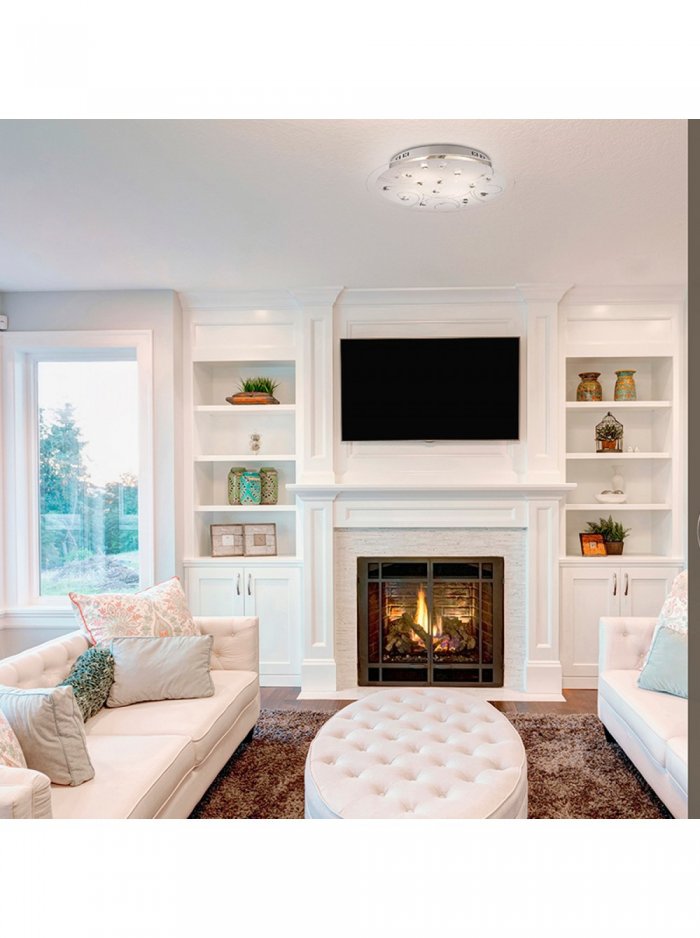 Зал с камином в современном стиле