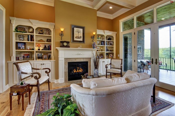 Красивая мебель для гостиной с камином