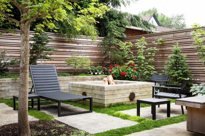 Патио на даче