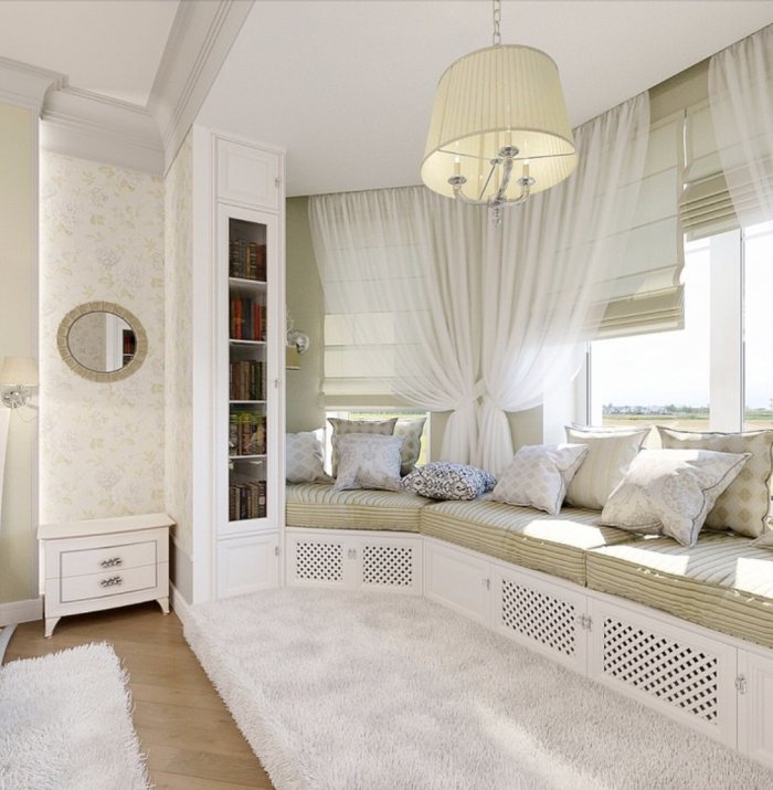 Интерьер спальни с эркером